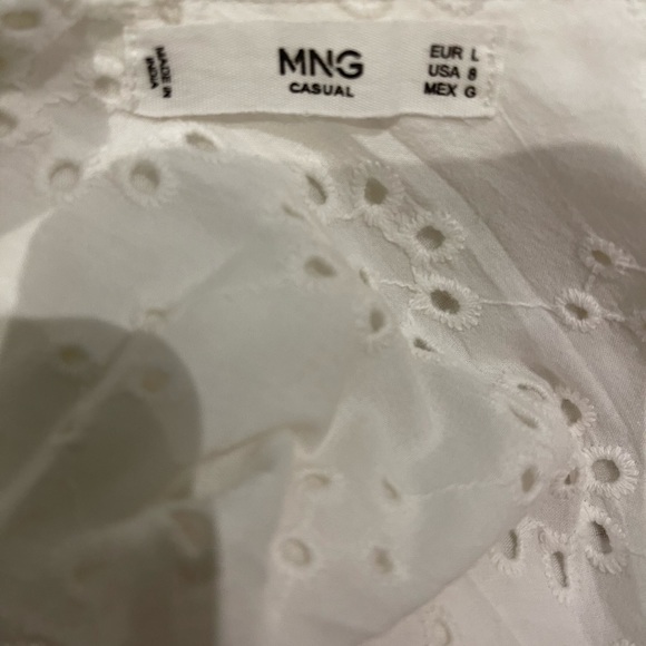 Broderie Anglaise Mango Dress - Picture 2 of 3